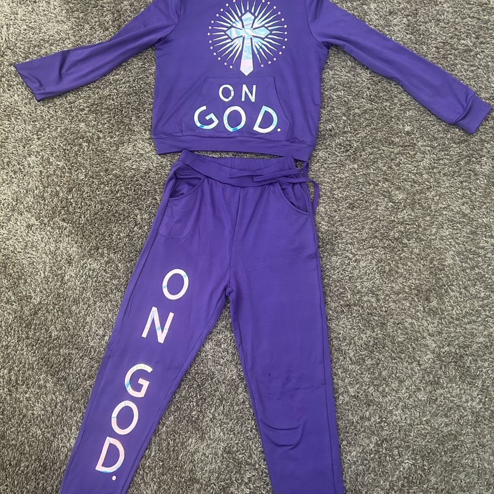 On God period 2 piece sweatsuit